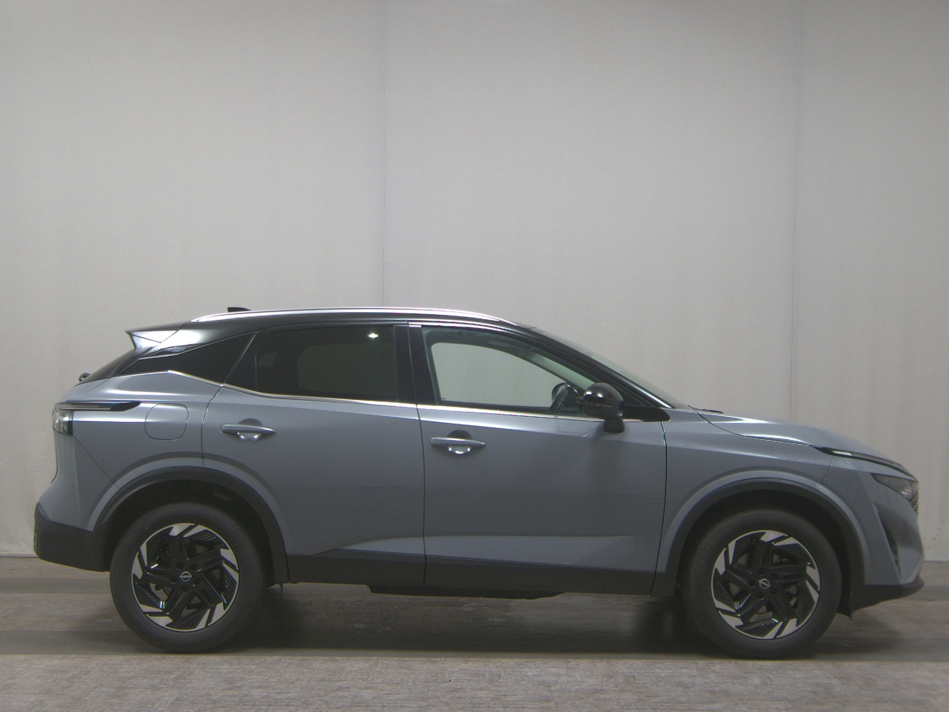 Nissan Qashqai 1.3 DIG-T N-Connecta Winter+ Komfort Pkt Navi LED