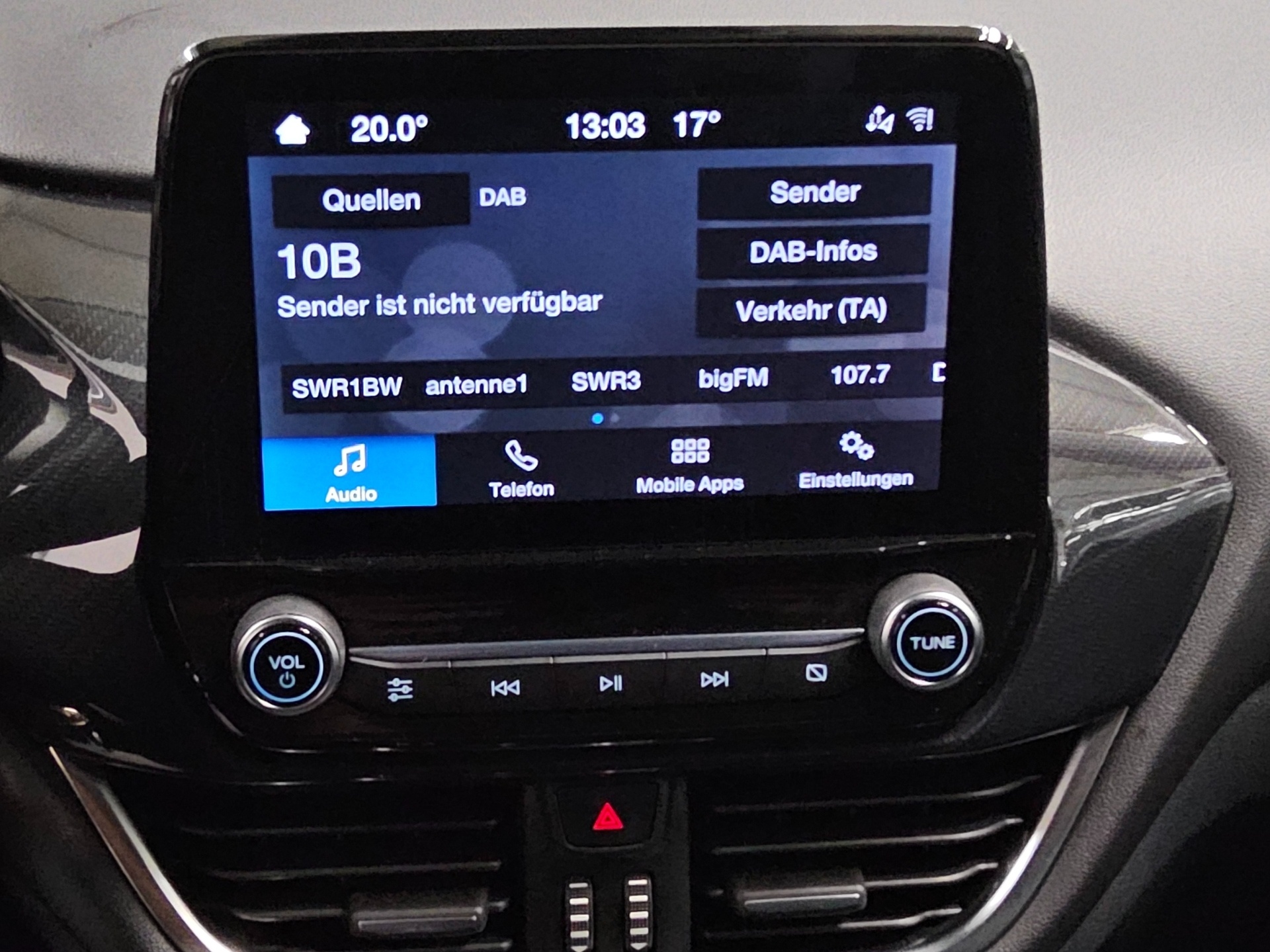Ford Puma 1.0 EB Titanium LED Shz PDC 7