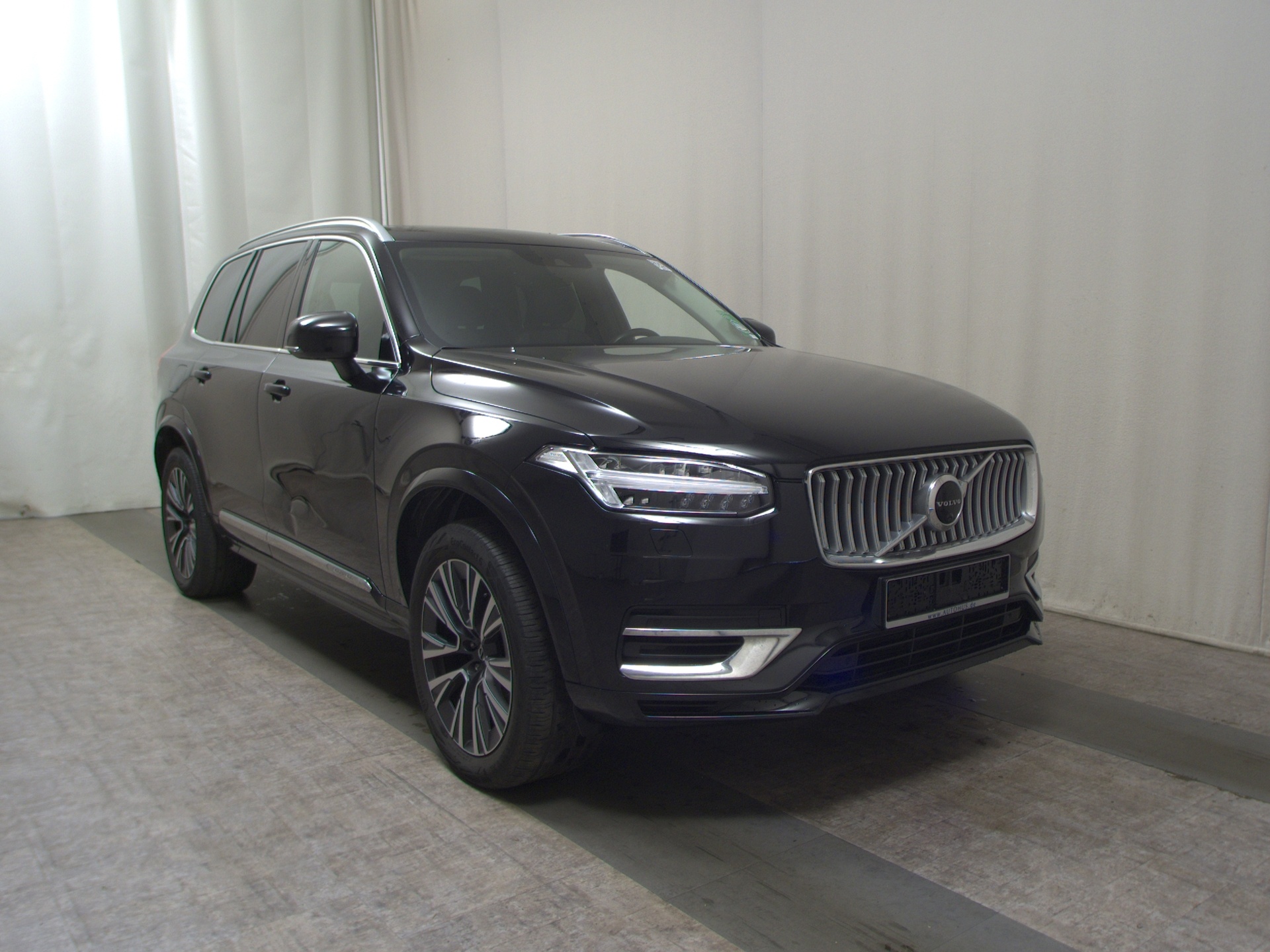 Volvo XC90 T8 AWD Hybrid Inscription 7-Sitze Navi Pano 3