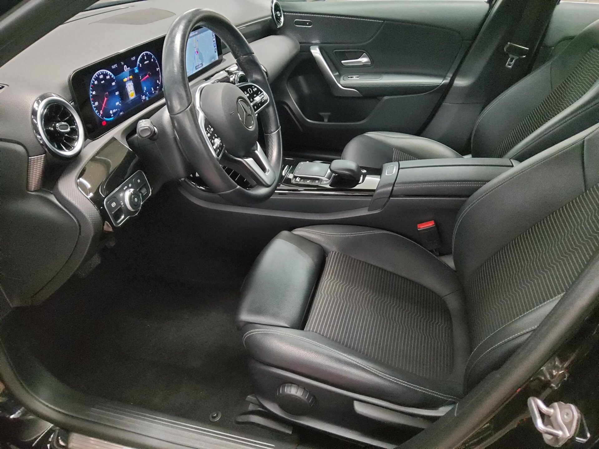 Mercedes-Benz A 200 d 9