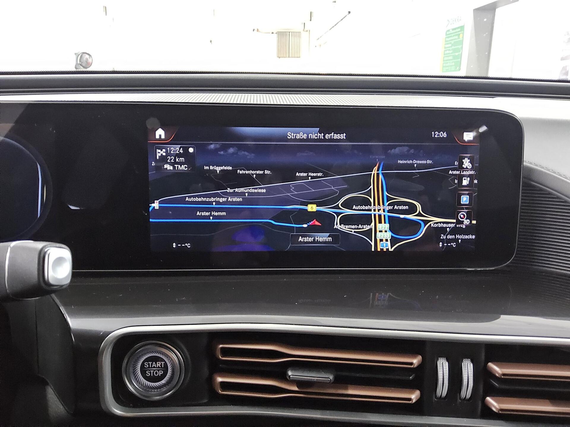 Mercedes-Benz EQC 400 4M Navi MB-LED RfK AHK Shz Distronic+ 7