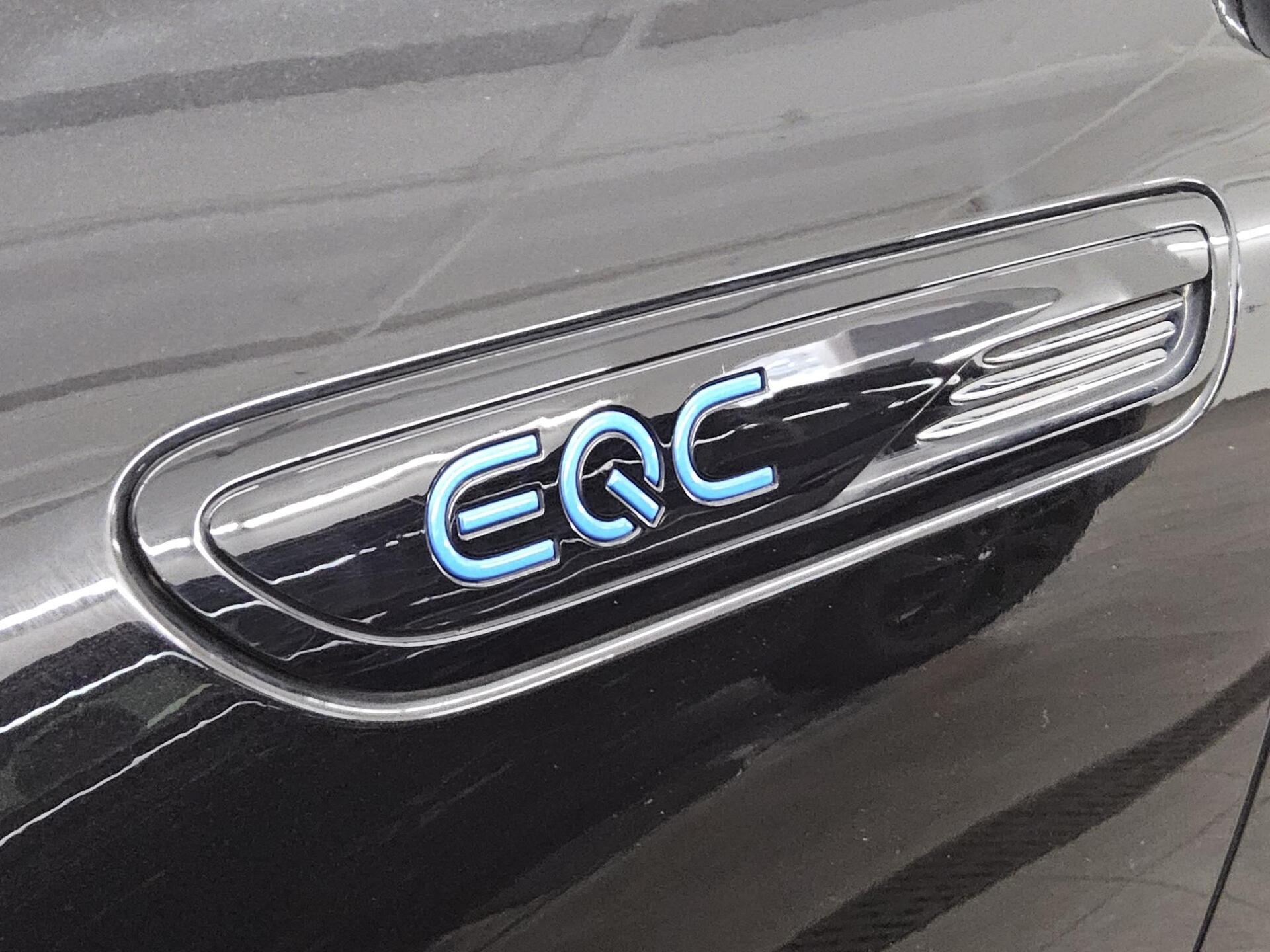 Mercedes-Benz EQC 400 4M Navi MB-LED RfK AHK Shz Distronic+ 12