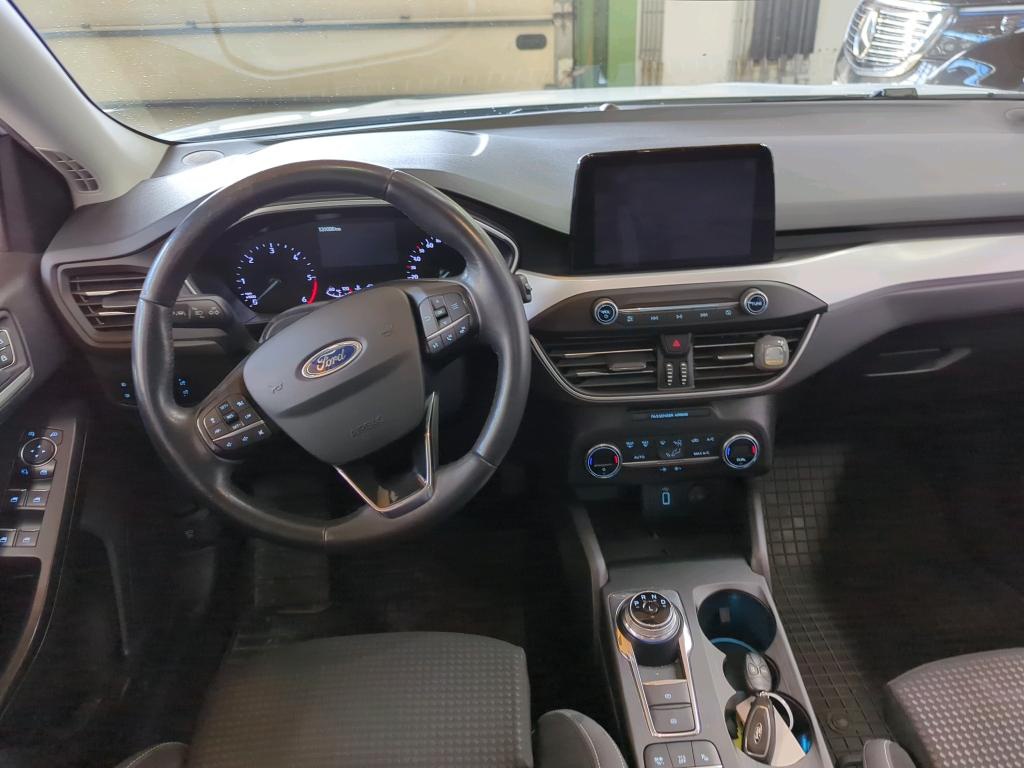 Ford Focus Turnier Cool&Connect NAVI KLIMAAUT LED RADIO TEMPO 5