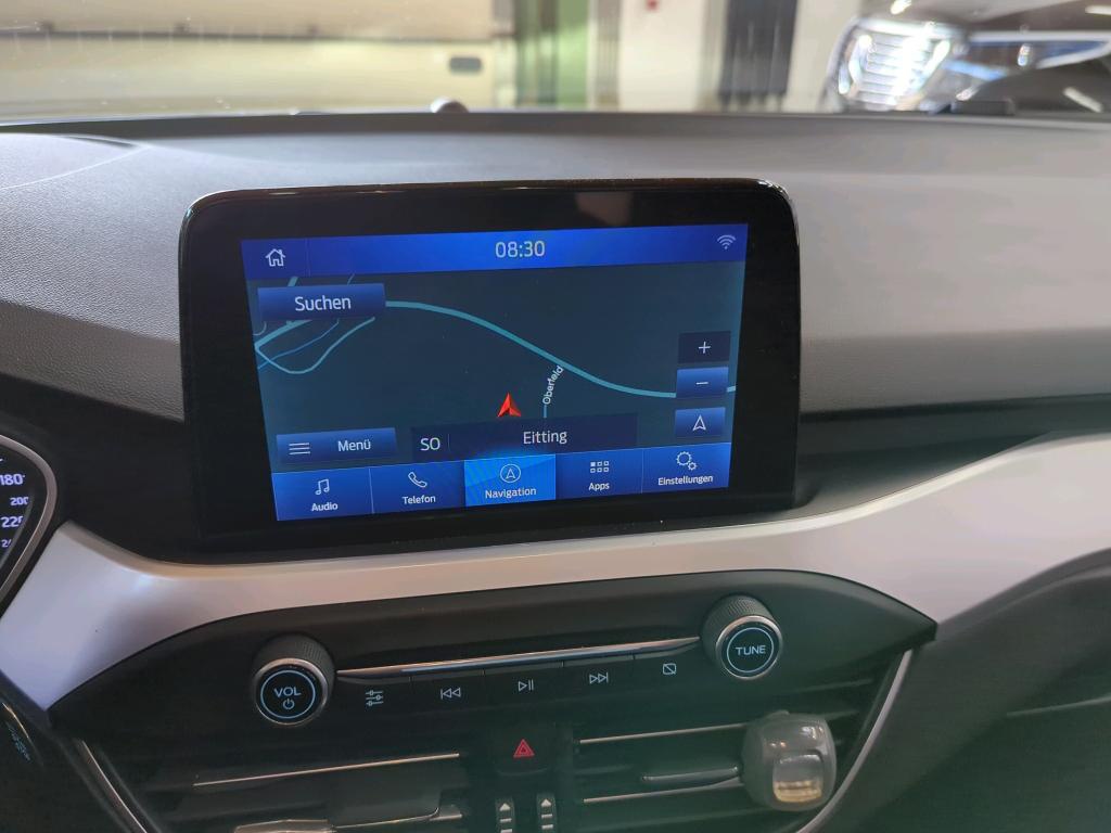 Ford Focus Turnier Cool&Connect NAVI KLIMAAUT LED RADIO TEMPO 10