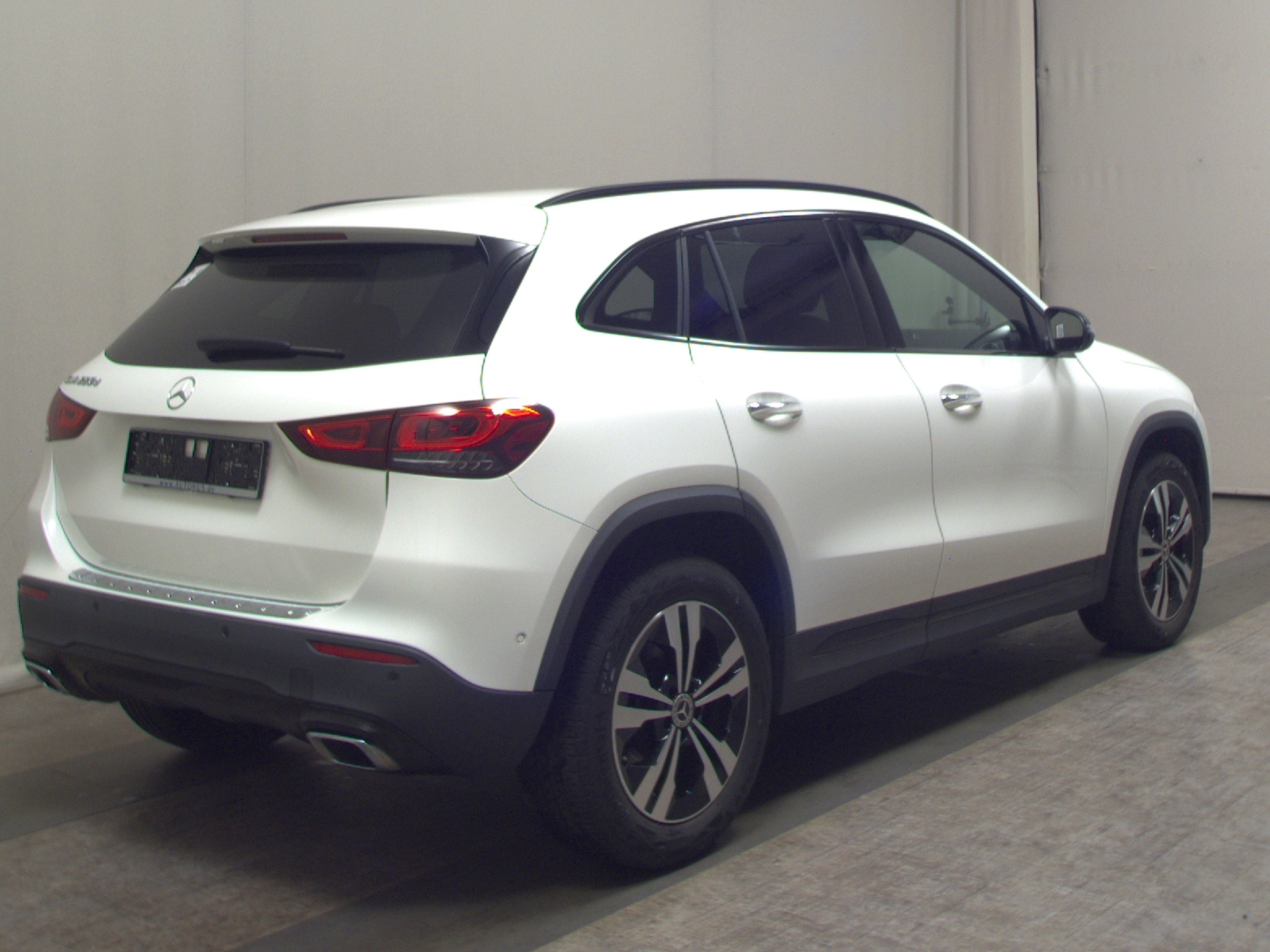 Mercedes-Benz GLA 220 d Progressive T-Leder Navi LED Ambiente 4