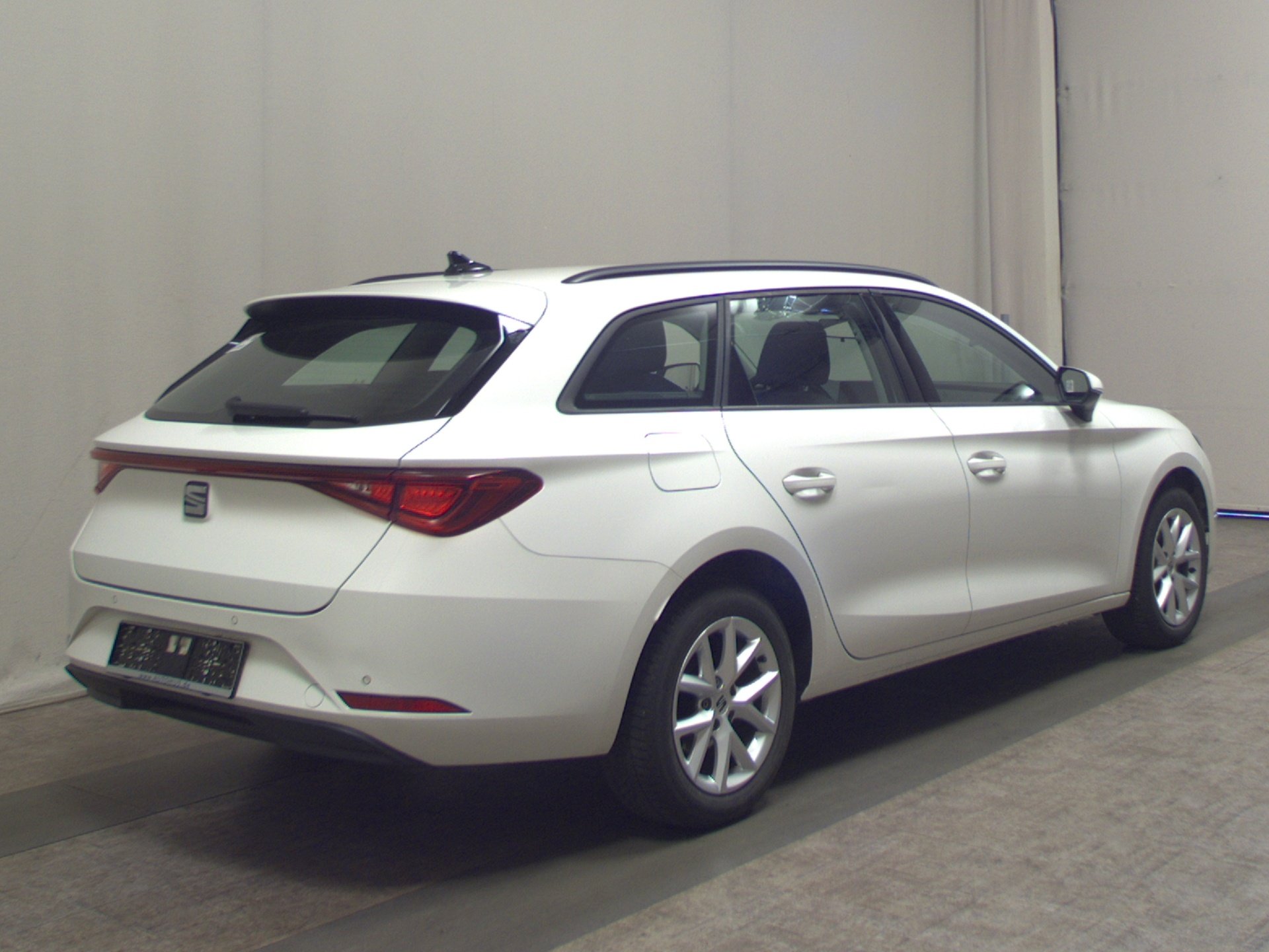 Seat Leon Sportstourer 2.0 TDI Style Navi LED Virtual 4