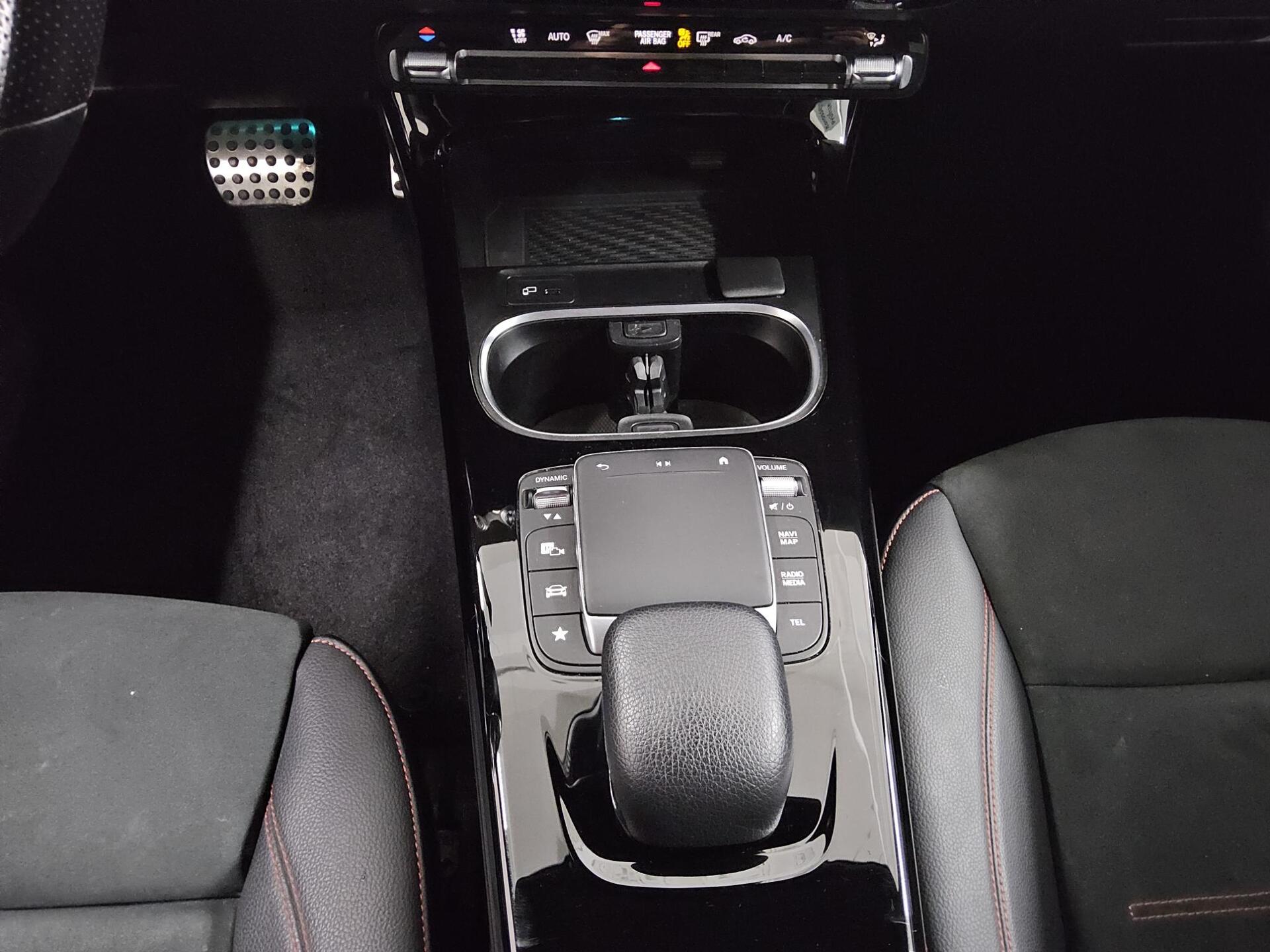 Mercedes-Benz CLA 220 SB d AMG-Line Navi LED MBUX+ 360° Sound 6