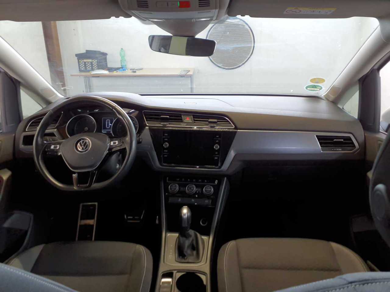 Volkswagen Touran 2.0 TDI Comf. Navi LED RFK SHZ 5
