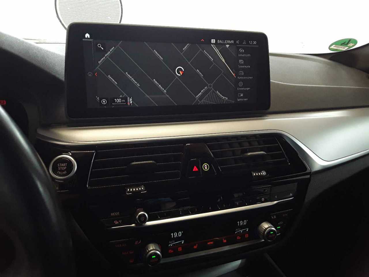 BMW 520dA Touring Navi LED LC-Pro Leder AHK 11