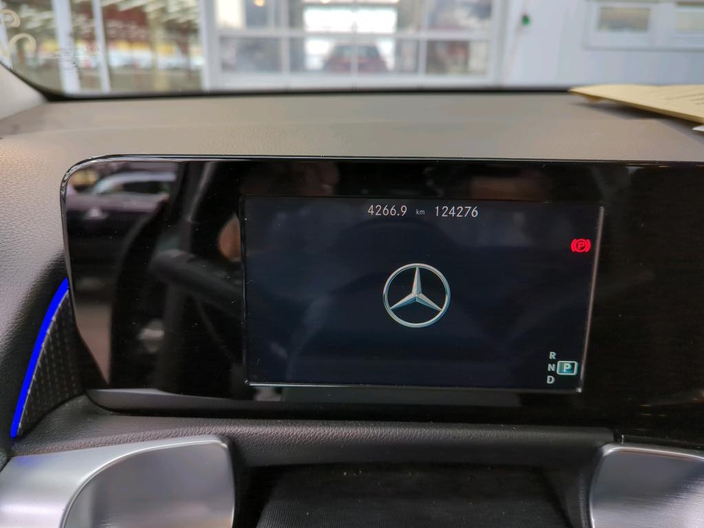 Mercedes-Benz GLB 220 d Progressive NAVI KLIMAAUT LED RADIO TEMPO 7