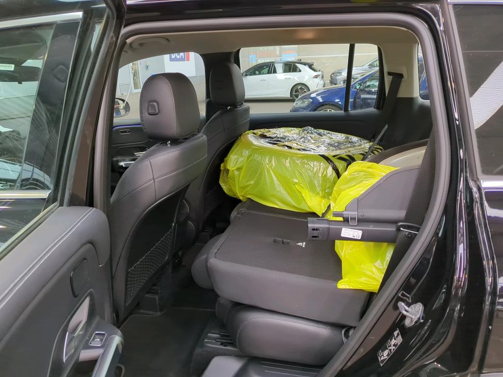 Mercedes-Benz GLB 220 d Progressive NAVI KLIMAAUT LED RADIO TEMPO 9
