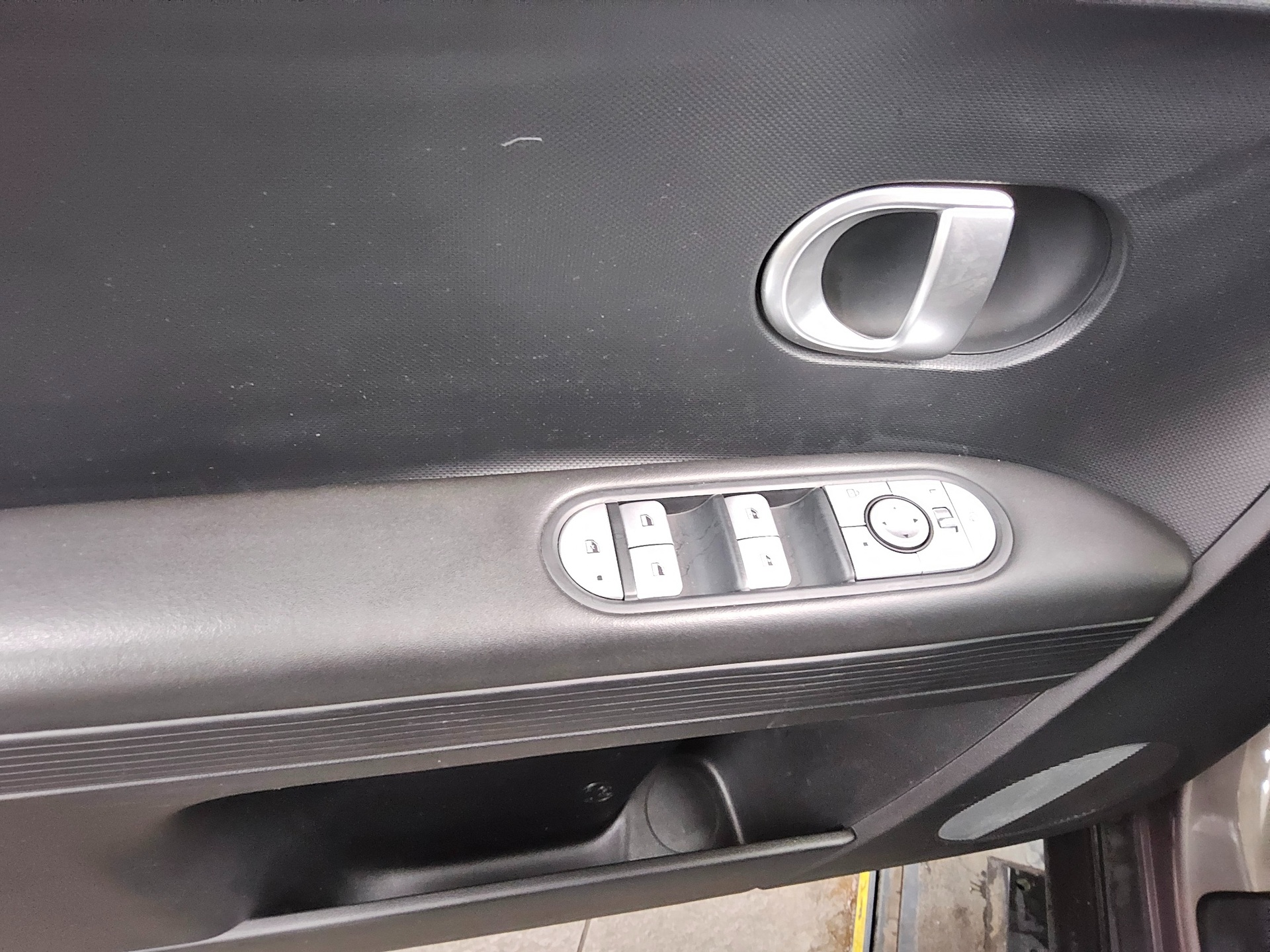 Hyundai IONIQ 5 Navi LED Rückfahrkamera AHK PDC Shz 10