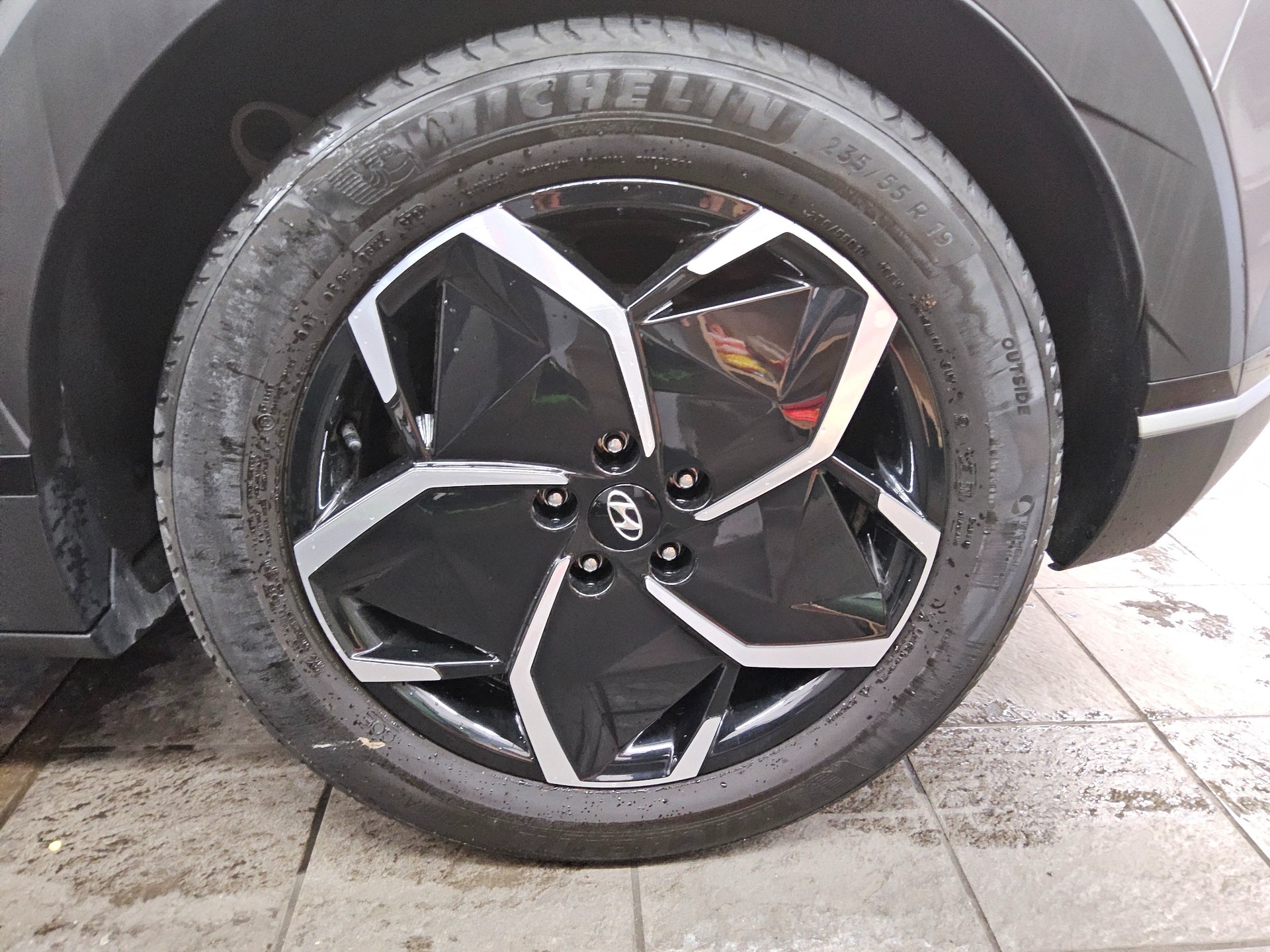 Hyundai IONIQ 5 Navi LED Rückfahrkamera AHK PDC Shz 11