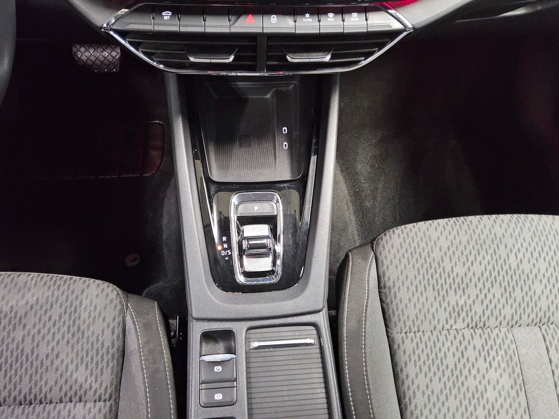 Skoda Octavia Kombi 2.0 TDI Style Navi LED vc RfK ACC 5