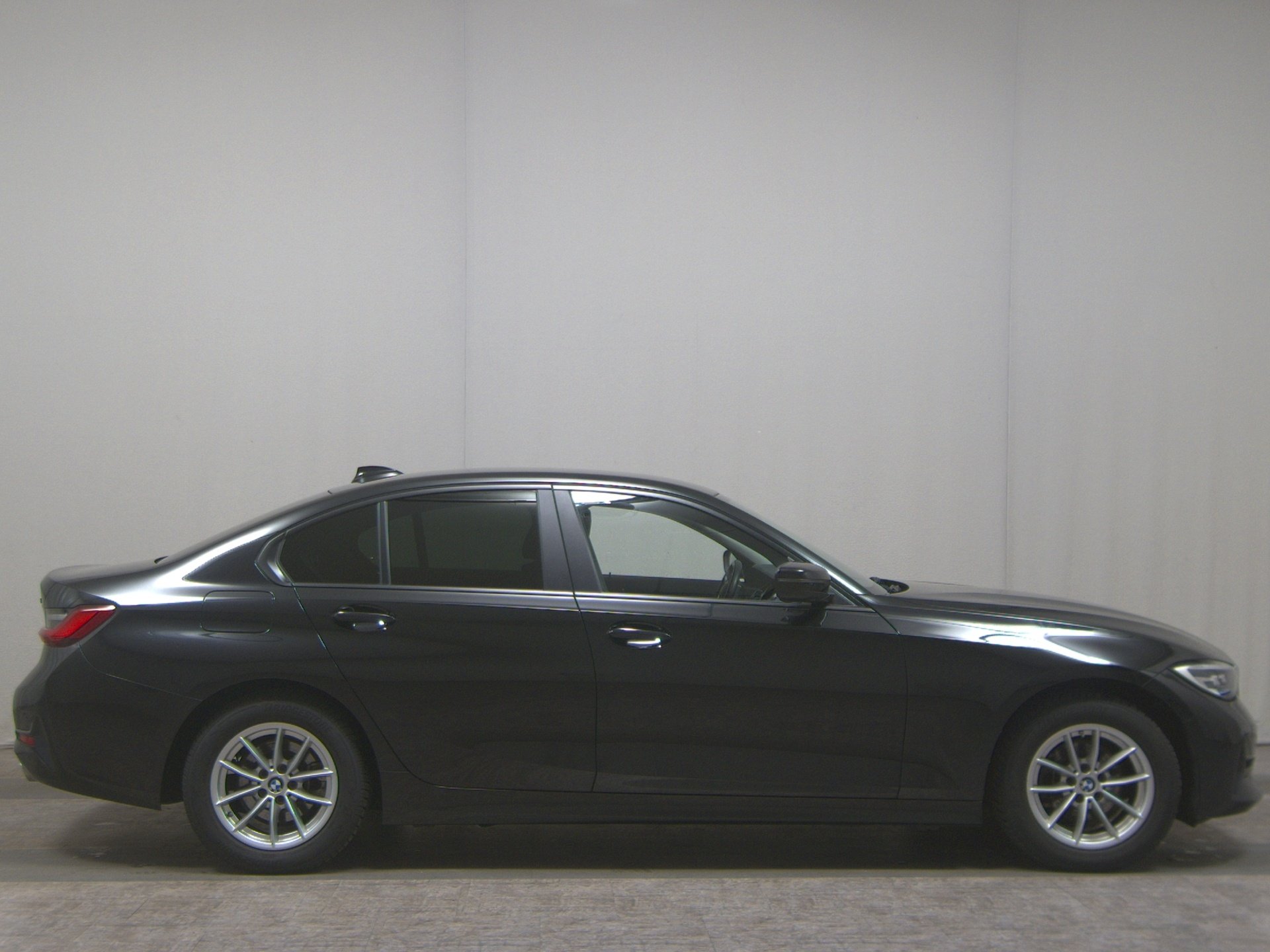 BMW 318dA Advantage Navi LED LC+ Kamera