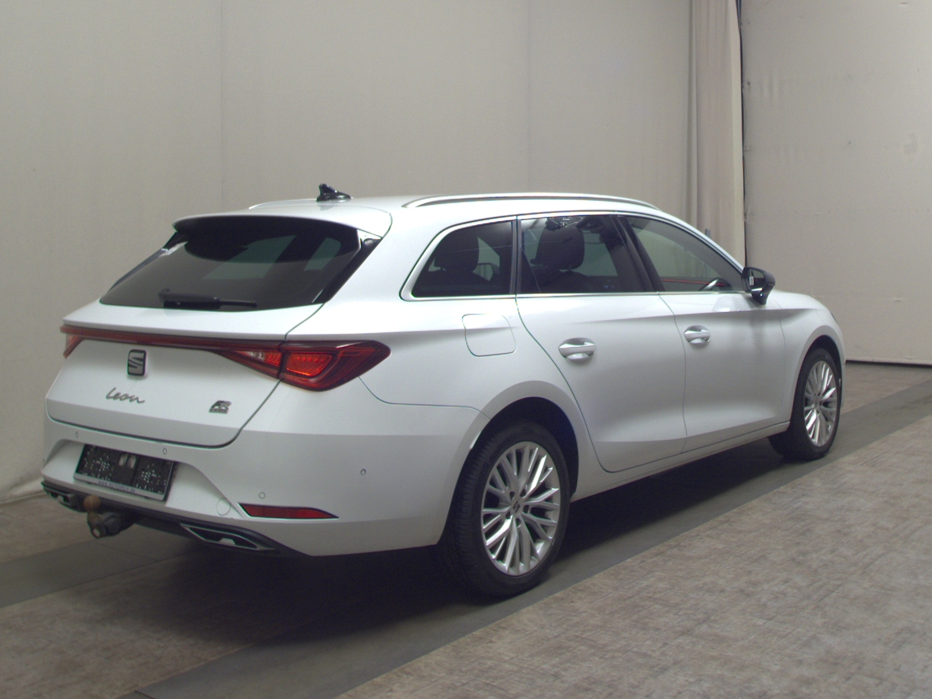 Seat Leon ST 1.4 e-HYBRID FR-Line T-Leder Navi LED vc 4