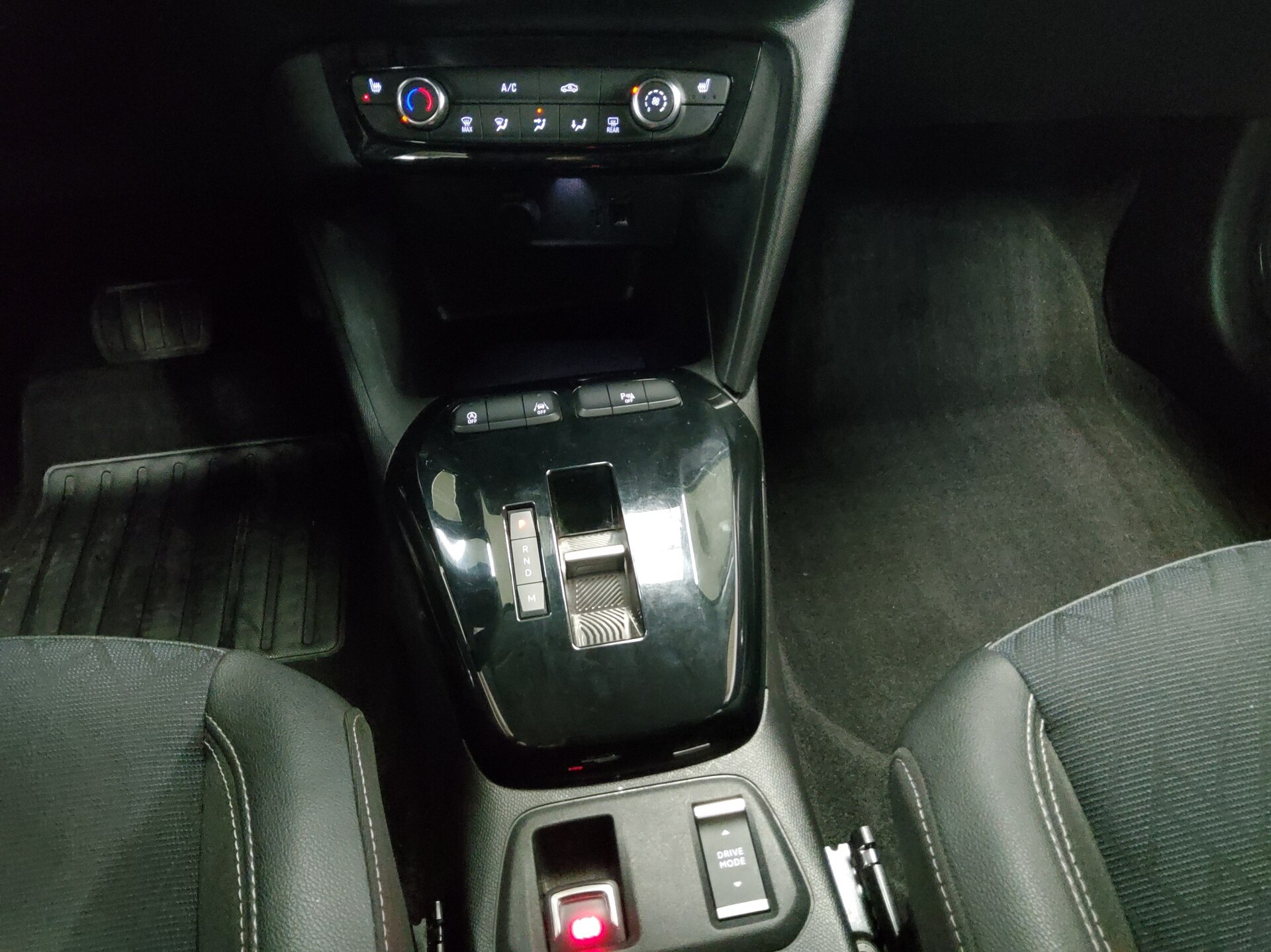 Opel Corsa 1.2 Elegance LED Shz PDC 6
