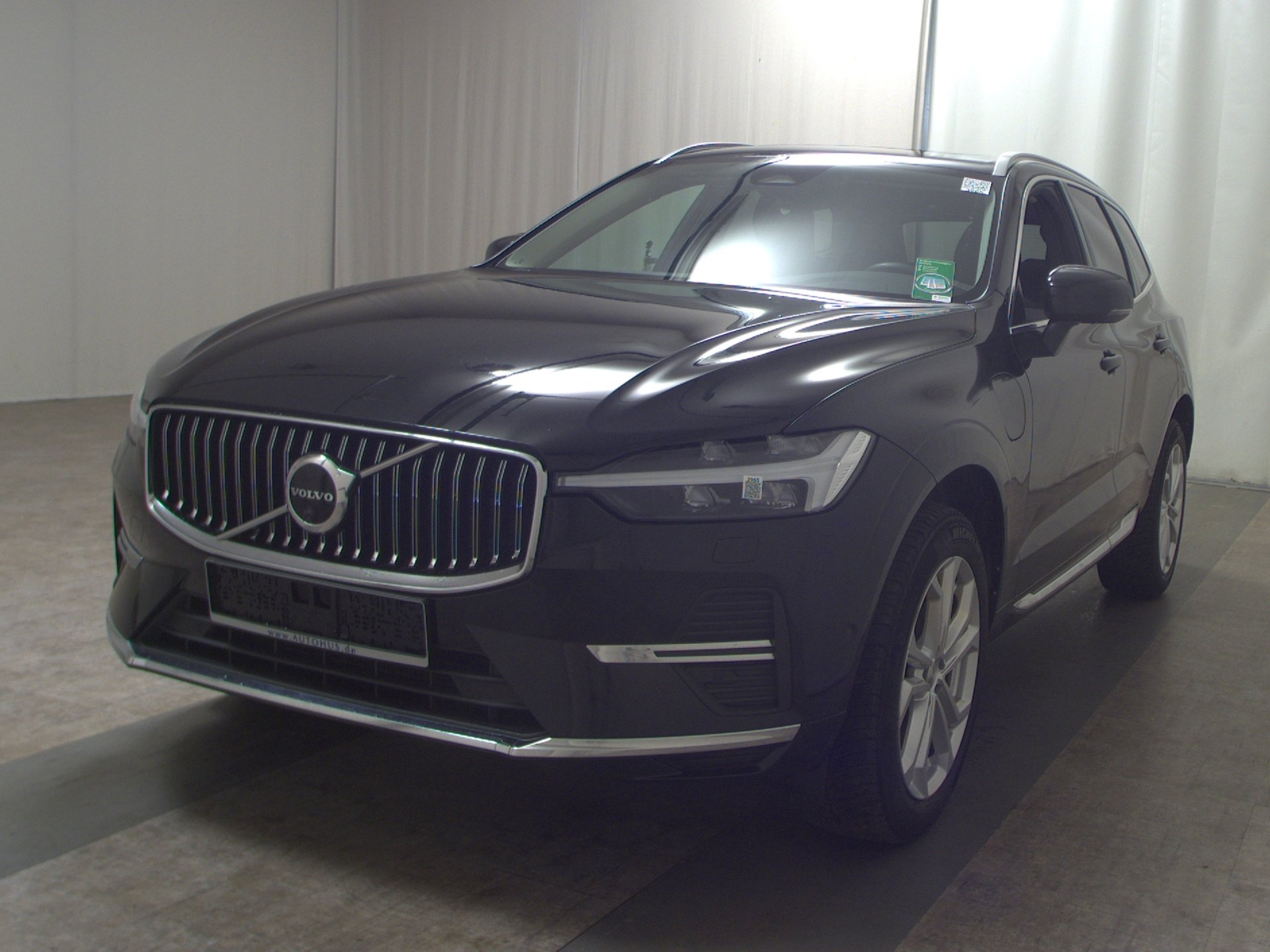 Volvo XC60 T6 AWD Plus Bright Recharge Plug-In Pano 2