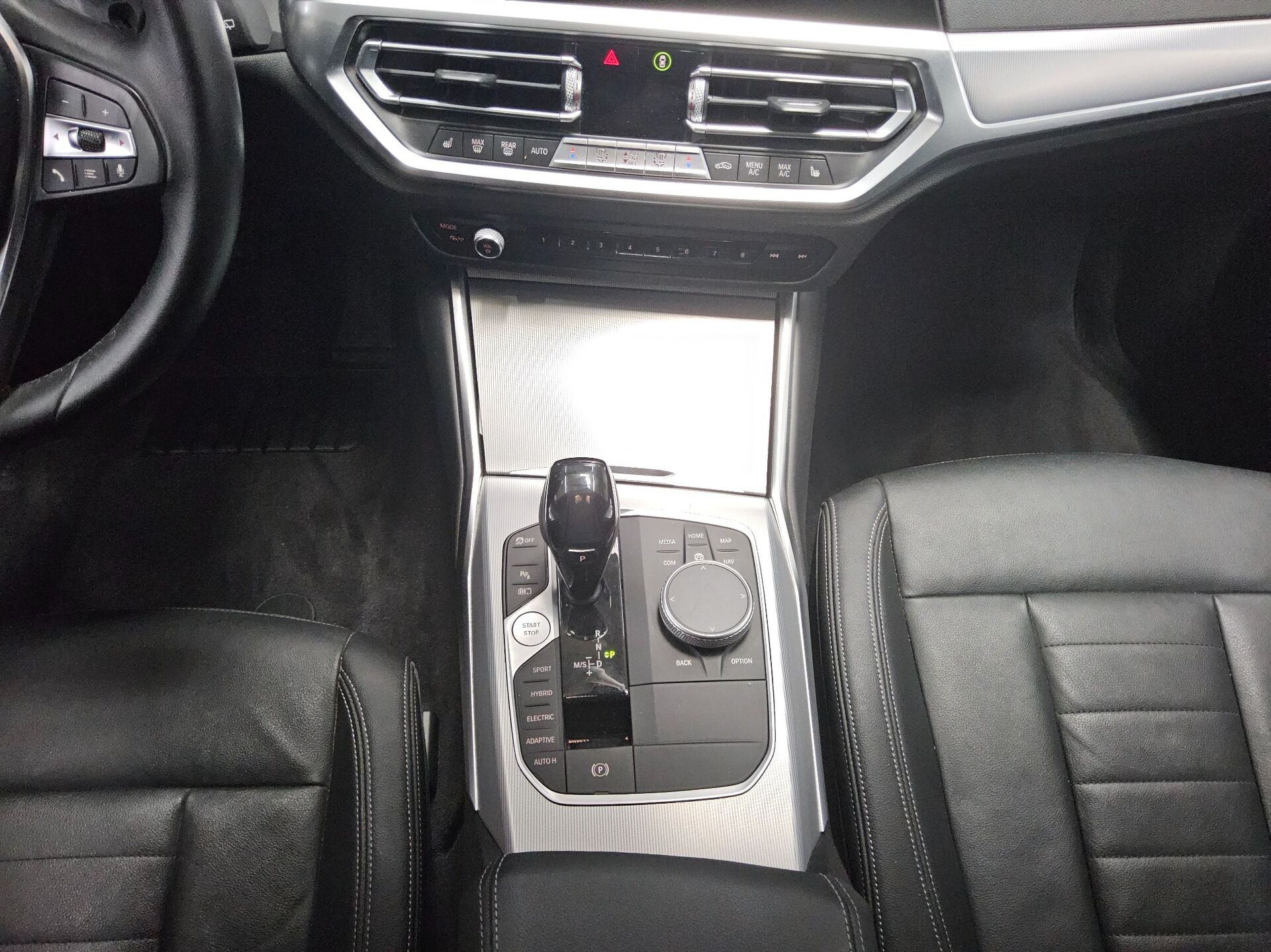 BMW 330e Touring Advantage Leder Navi Laser Pano 6