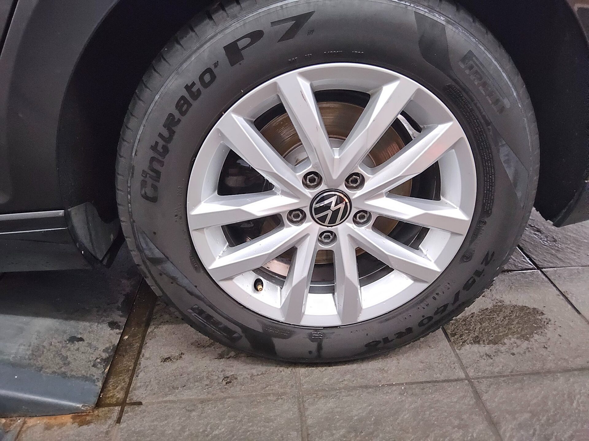 Volkswagen Passat Variant 2.0 TDI Business Navi LED 4xShz StHzg. AHK RFK 10
