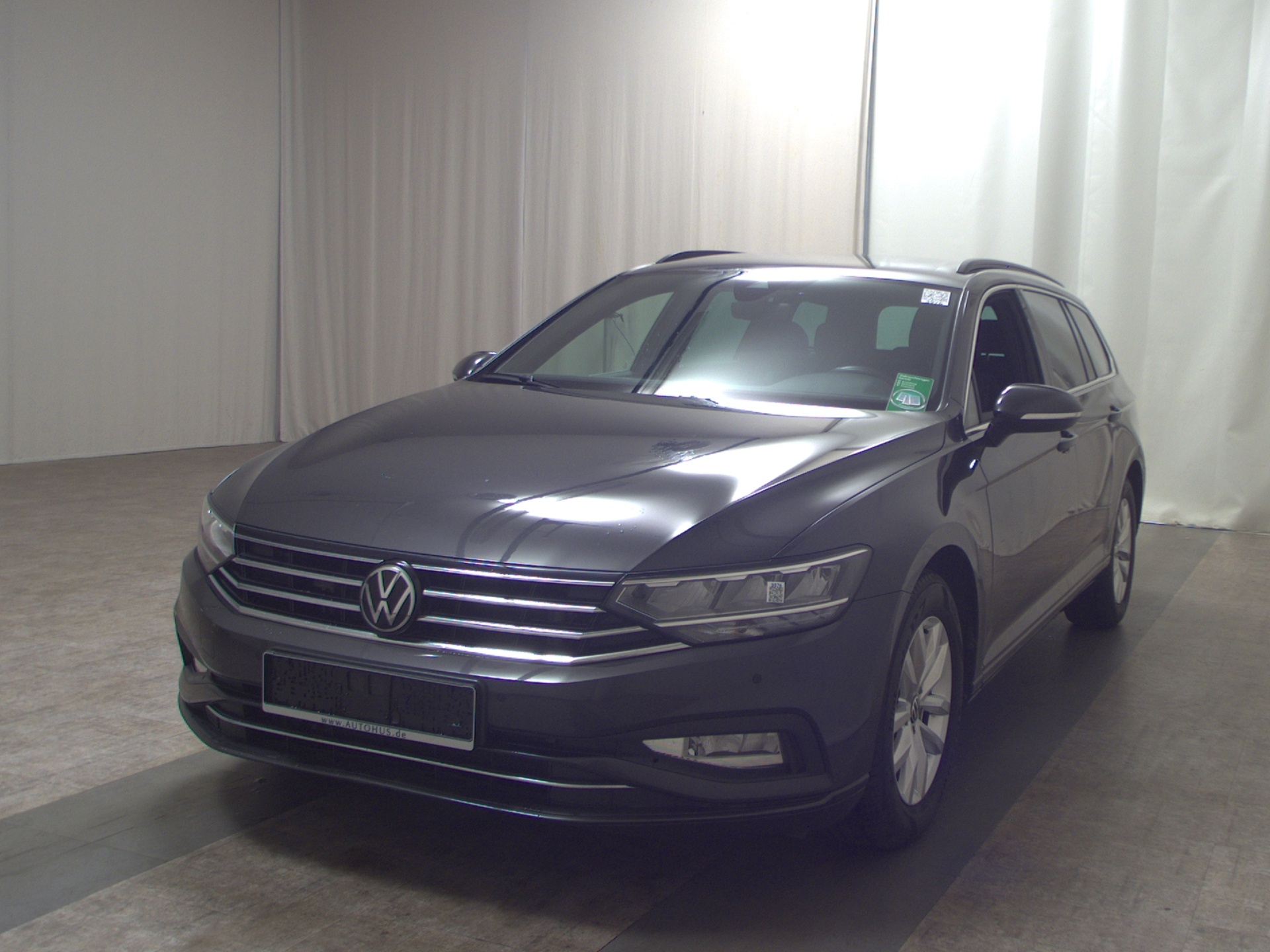 Volkswagen Passat Variant 2.0 TDI Business Navi LED 4xShz StHzg. AHK RFK 2