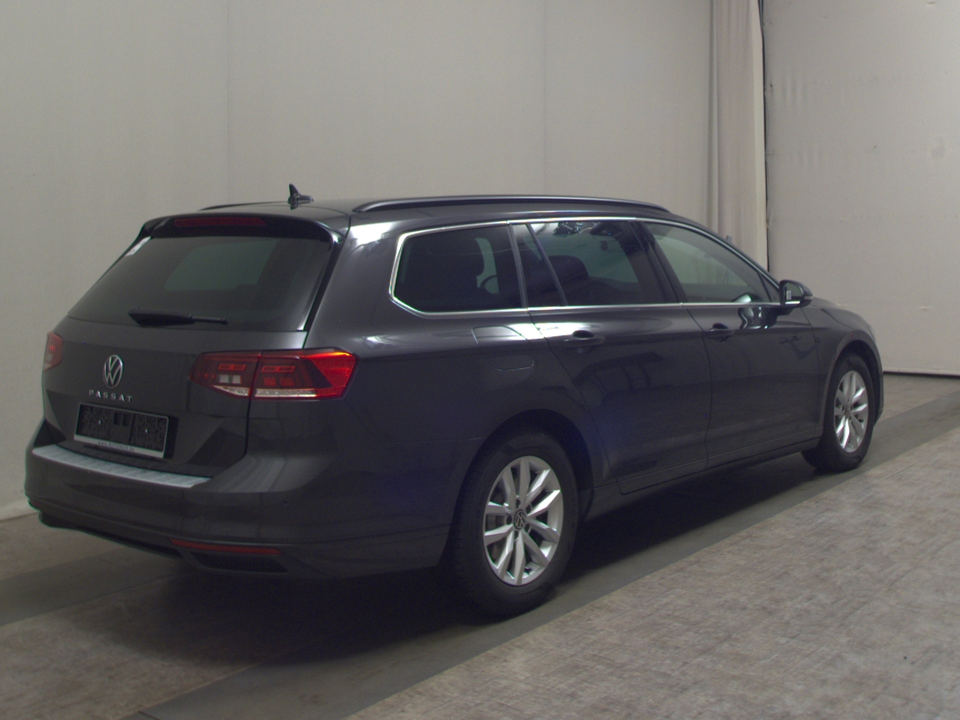 Volkswagen Passat Variant 2.0 TDI Business Navi LED 4xShz StHzg. AHK RFK 4