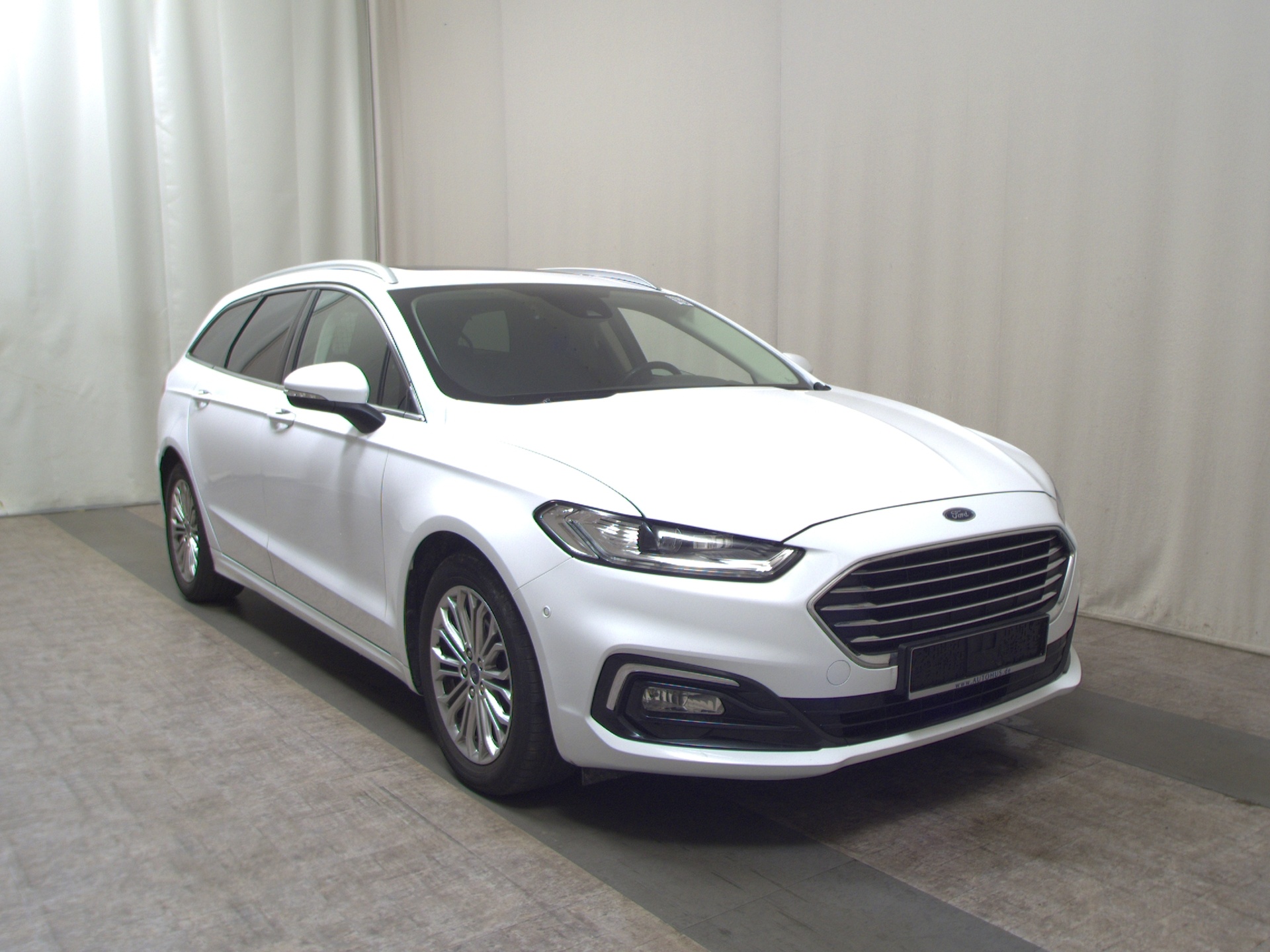 Ford Mondeo Turnier 2.0 EB Titanium Nav LED Pano ACC 3