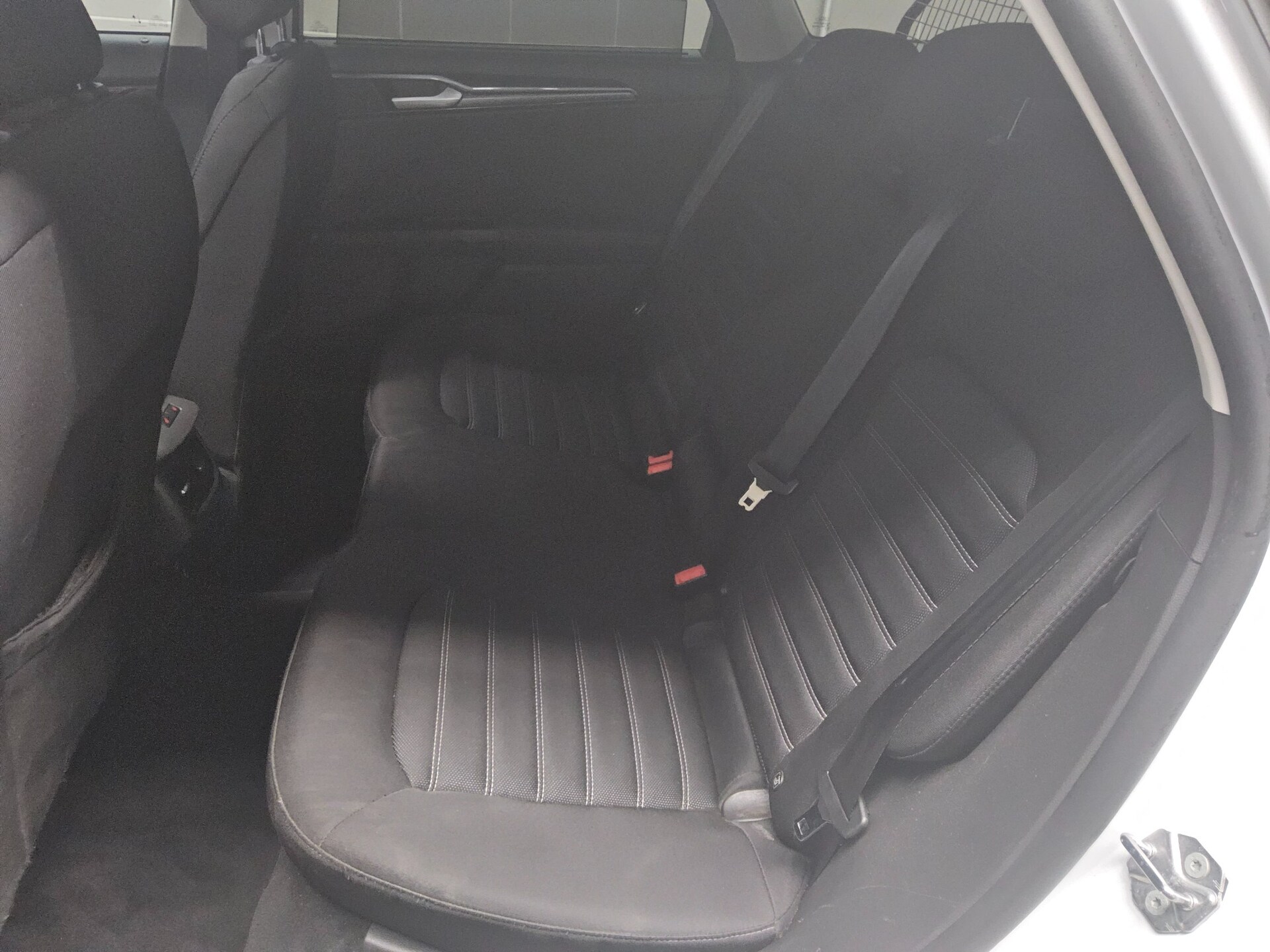 Ford Mondeo Turnier 2.0 EB Titanium Nav LED Pano ACC 13