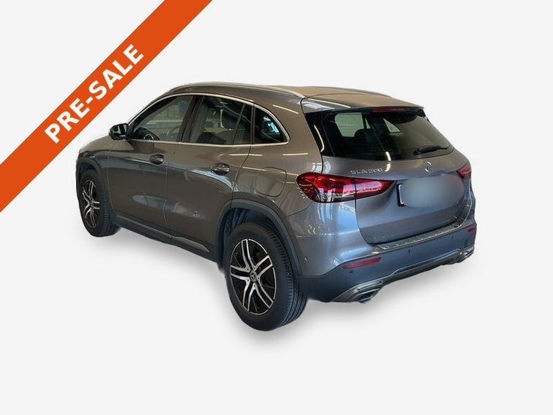 Mercedes-Benz GLA 200 NAVI KLIMAAUT LED SHZ PDC 4