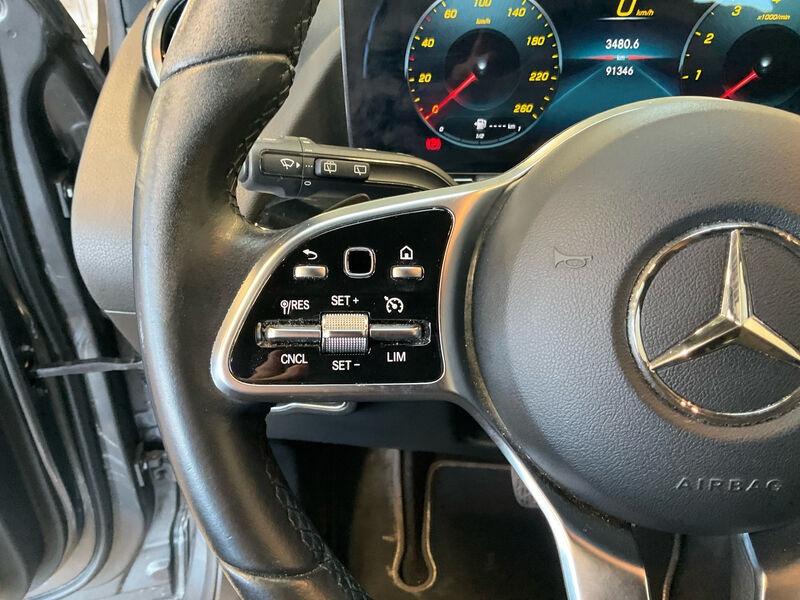 Mercedes-Benz GLA 200 NAVI KLIMAAUT LED SHZ PDC 8