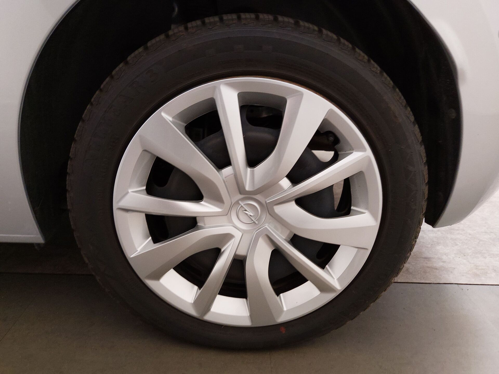 Opel Corsa 1.2 KLIMA LED RADIO TEMPO MFL 10