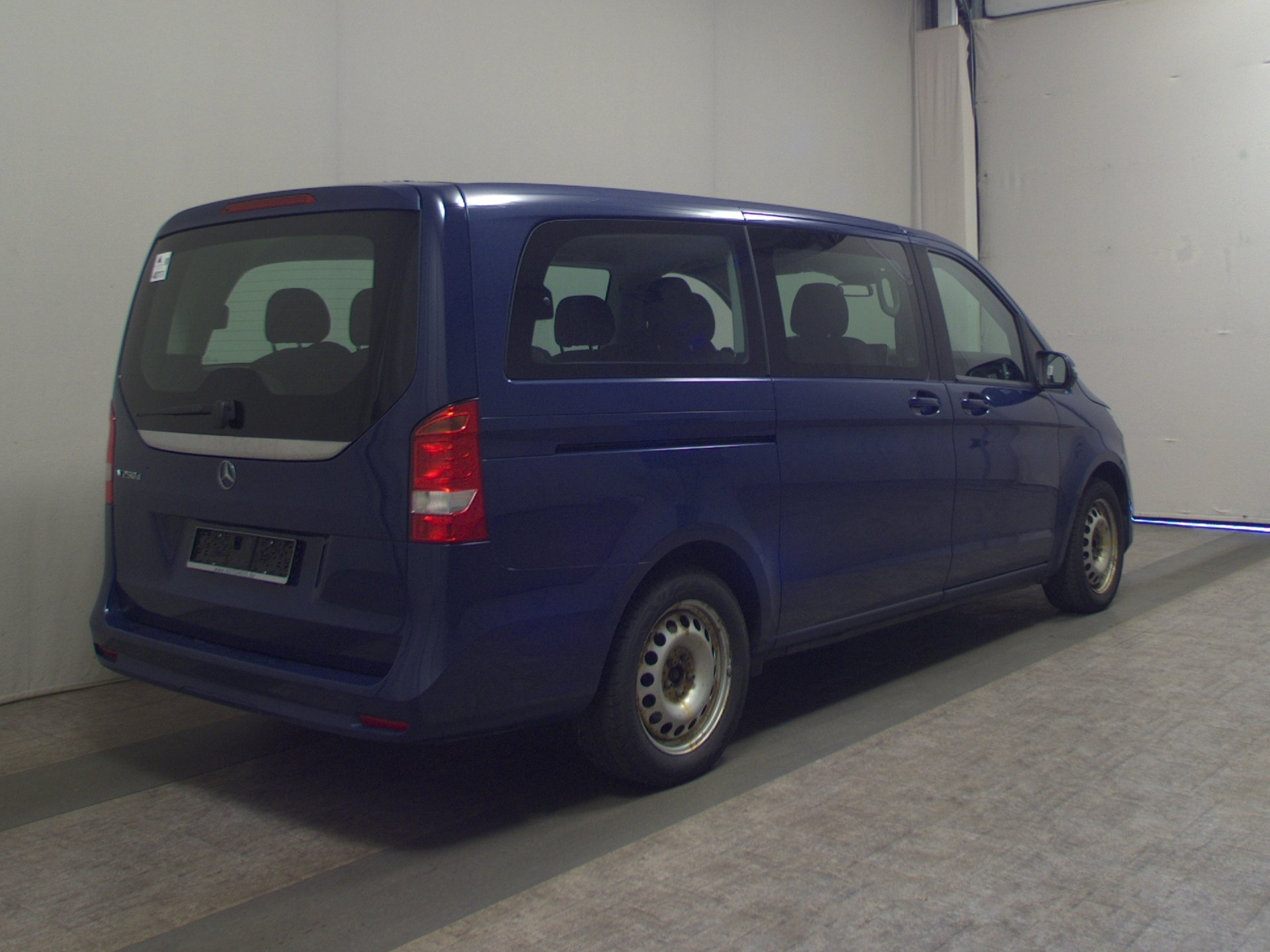 Mercedes-Benz V 250 CDI 7-Sitzer 4