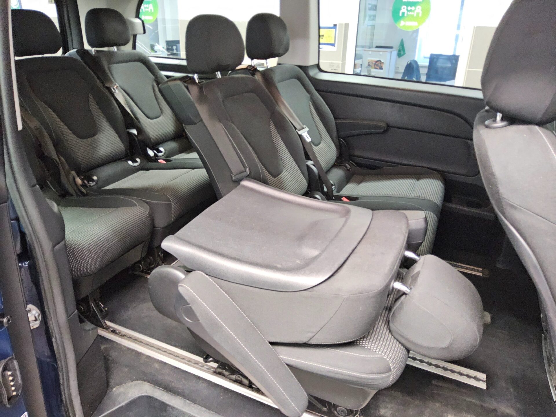Mercedes-Benz V 250 CDI 7-Sitzer 12