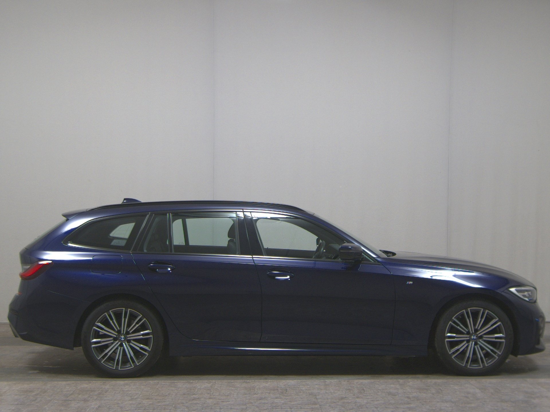 BMW 318d Touring M-Sport Navi LED LC pro HiFI