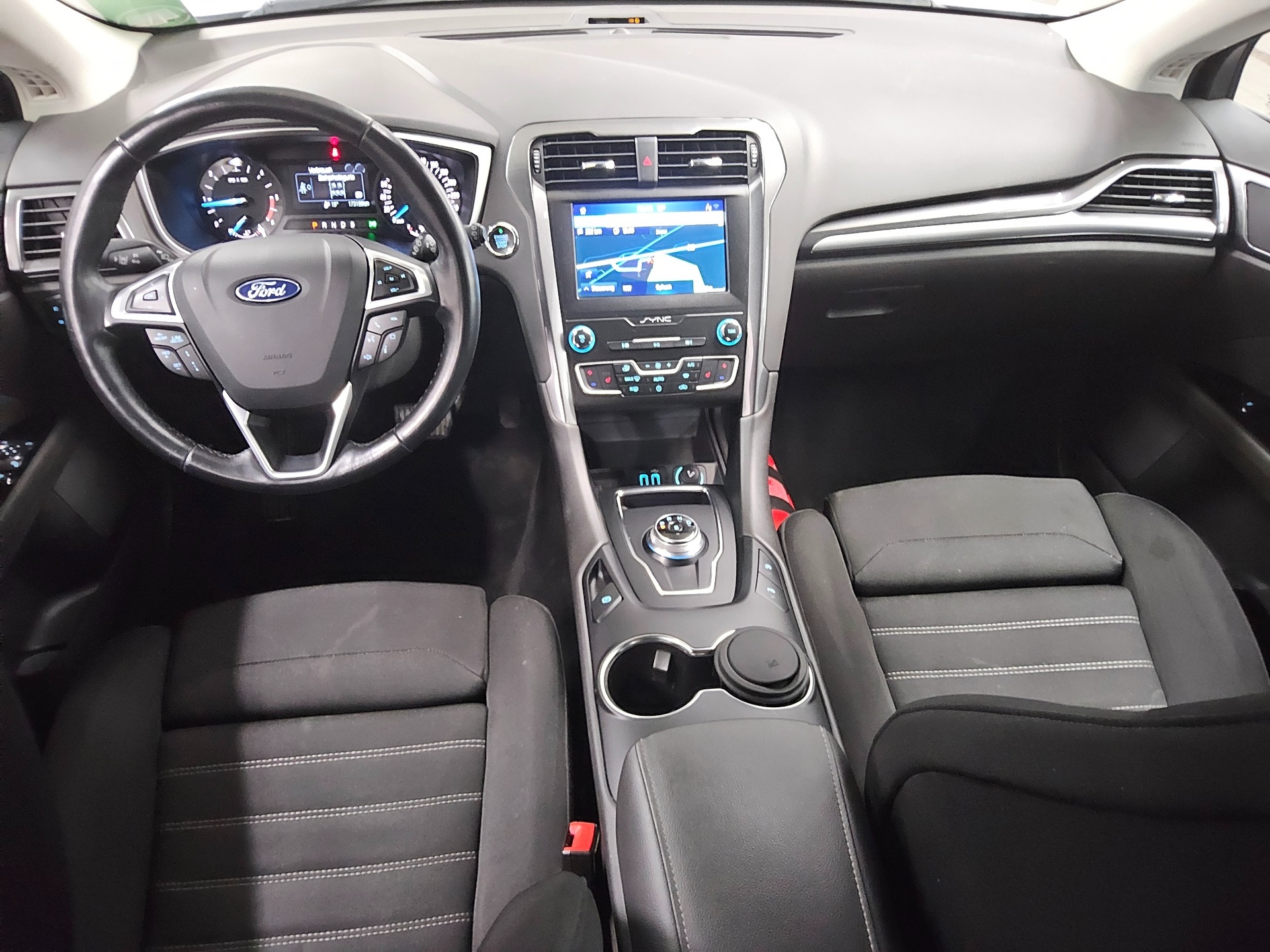 Ford Mondeo Turnier 2.0 EB Trend Navi LED Shz PDC 5