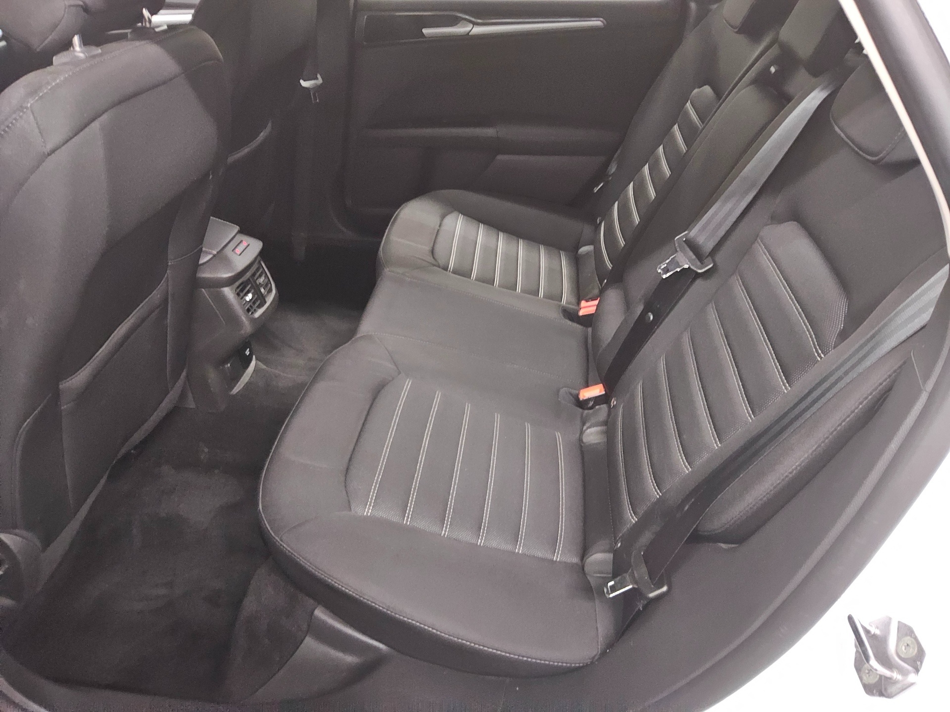 Ford Mondeo Turnier 2.0 EB Trend Navi LED Shz PDC 13