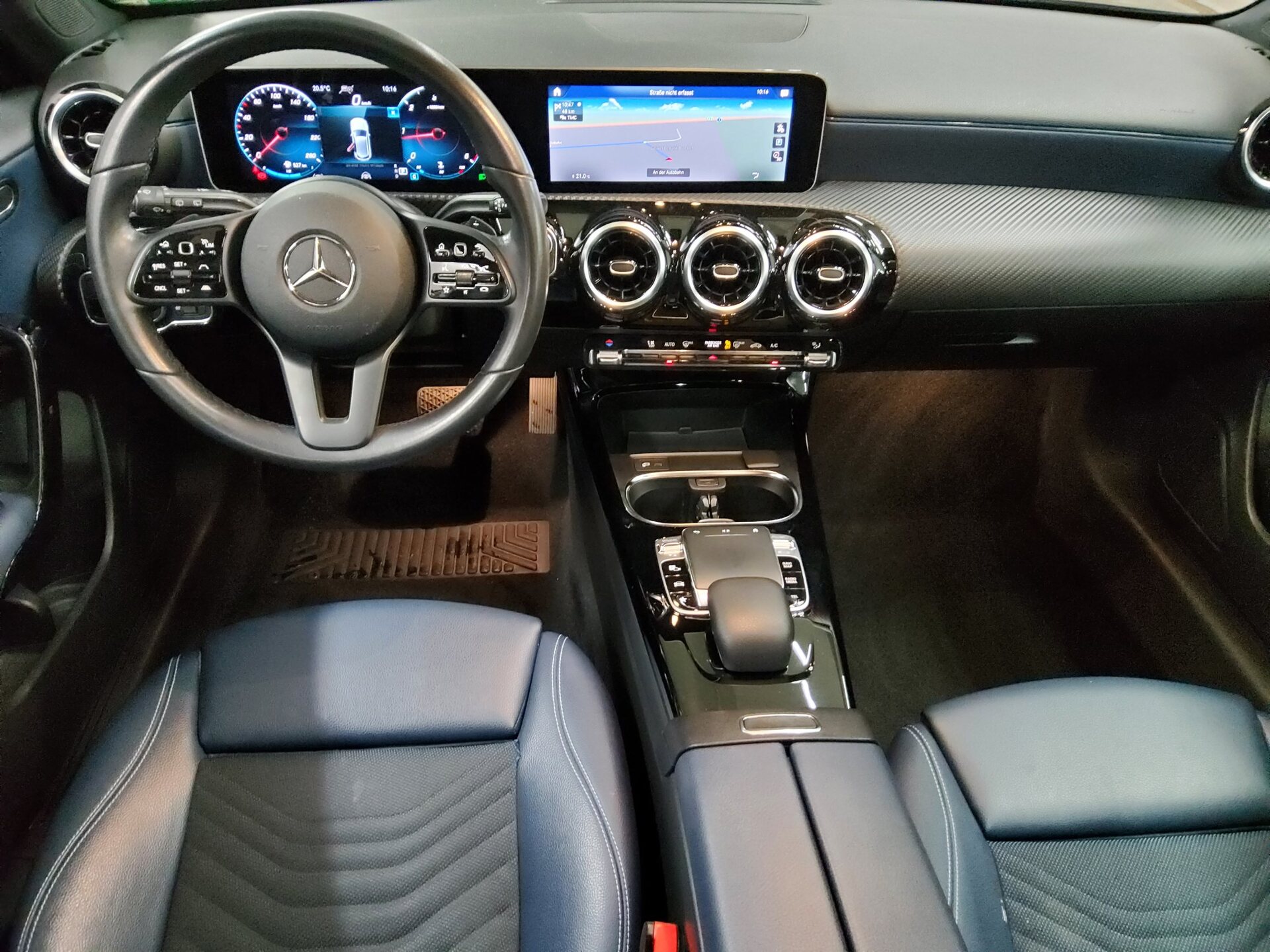 Mercedes-Benz A 200 d T-Leder Navi LED Pano MBUX+ Distr.+ RFK 5