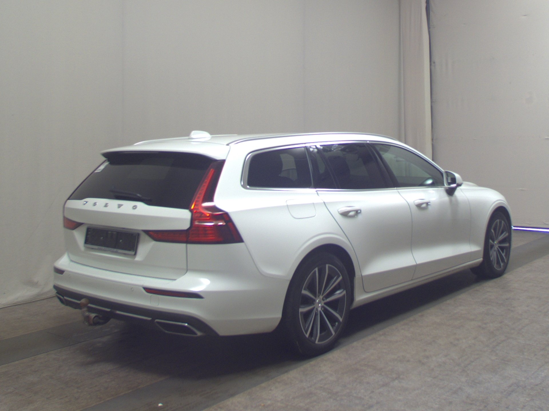 Volvo V60 T6 Inscription Navi LED RfK AHK ACC Memory 4