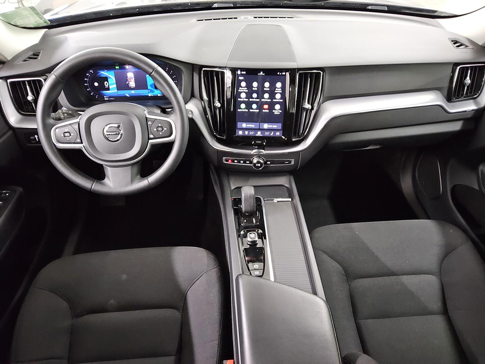 Volvo XC60 B4 D AWD Momentum Pro Navi LED 4xShz RFK 5