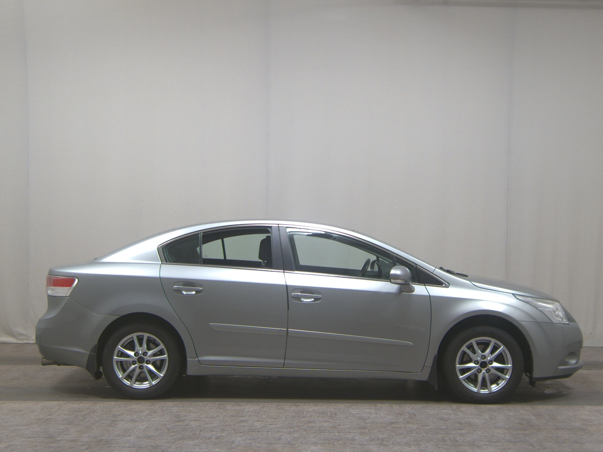 Toyota Avensis 1.6 Sol AHK Klima
