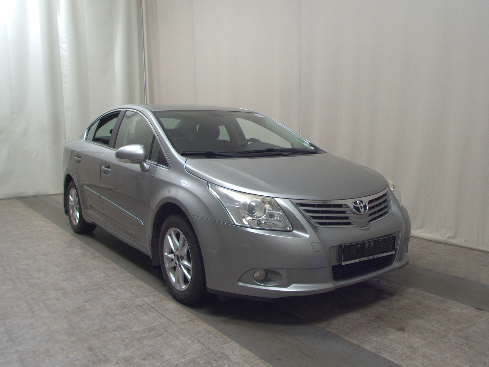 Toyota Avensis 1.6 Sol AHK Klima 3
