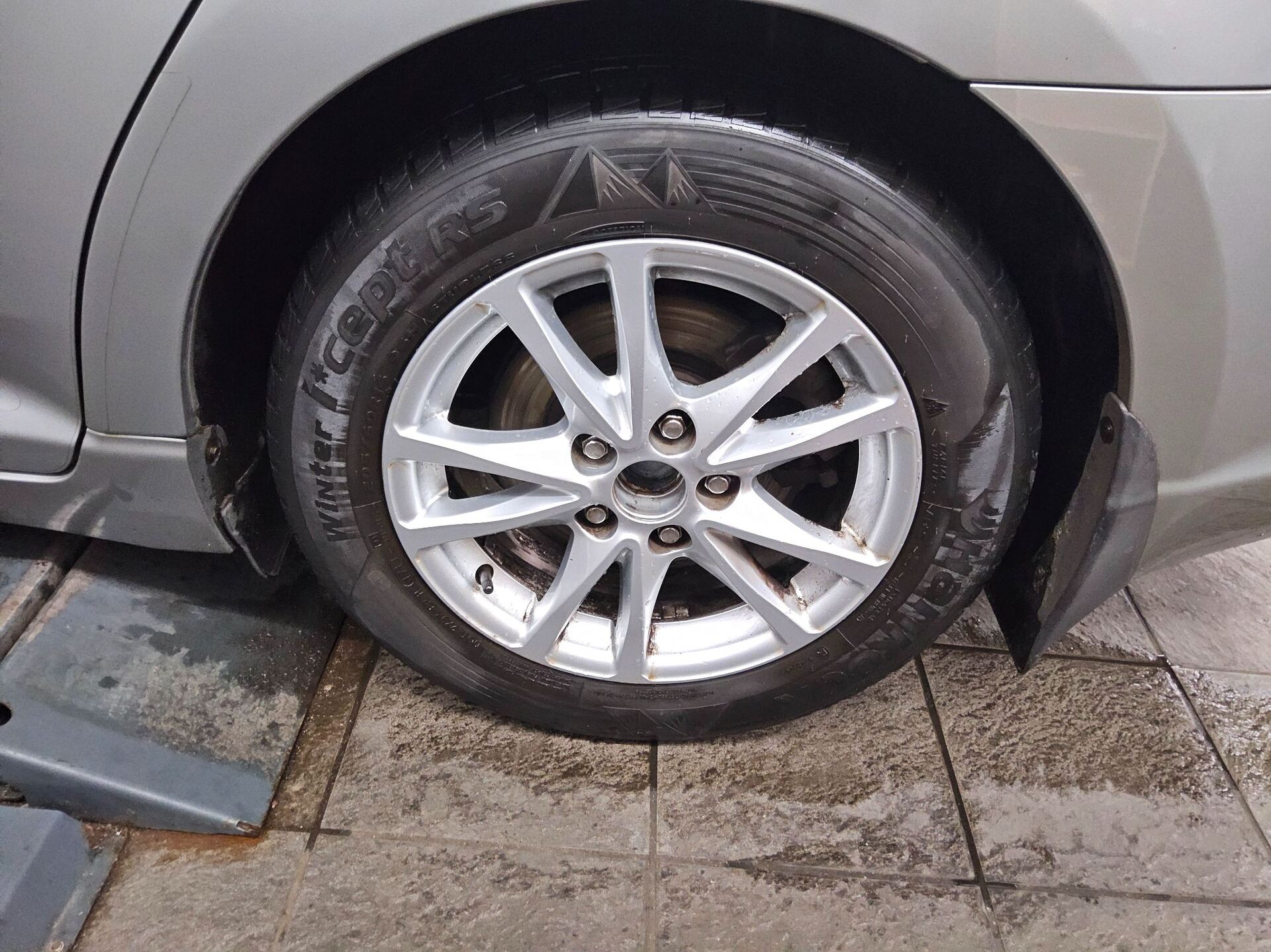 Toyota Avensis 1.6 Sol AHK Klima 10
