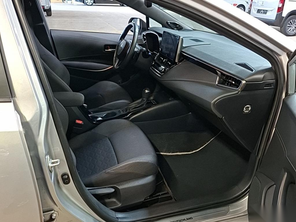 Toyota Corolla Touring Sports 2.0 NAVI KLIMAAUT LED SHZ PDC 6