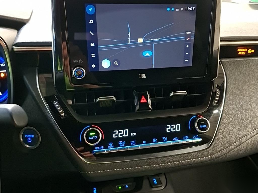 Toyota Corolla Touring Sports 2.0 NAVI KLIMAAUT LED SHZ PDC 8