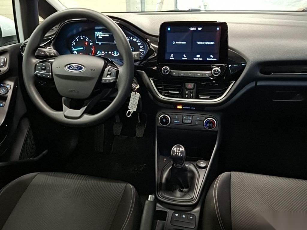 Ford Fiesta 1.1 Cool&Connect LED PDC 5