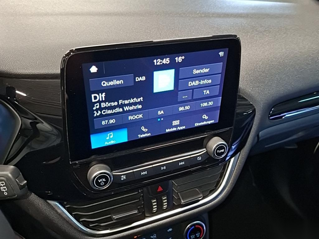 Ford Fiesta 1.1 Cool&Connect LED PDC 8