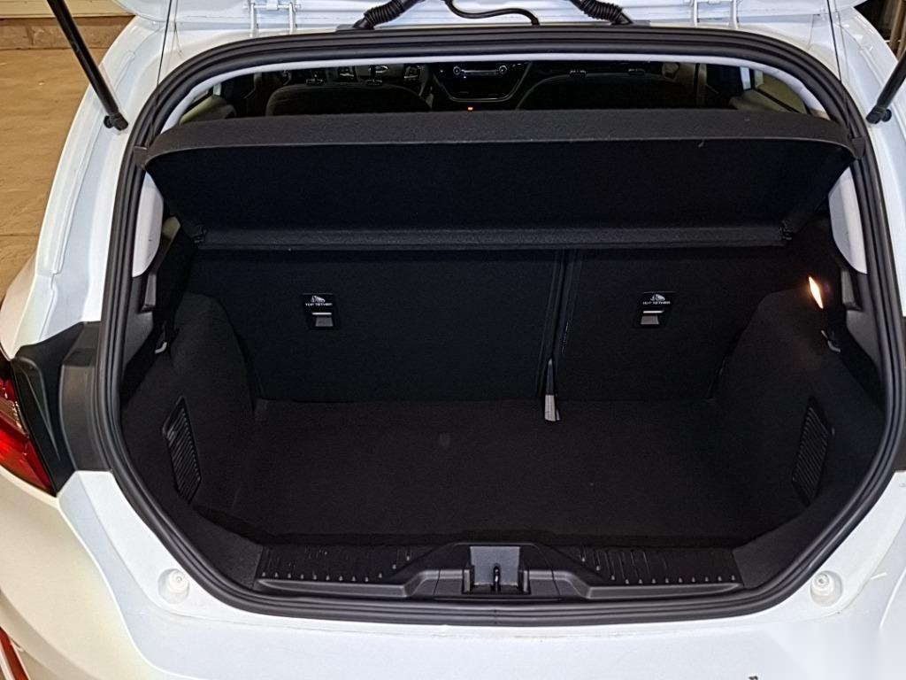 Ford Fiesta 1.1 Cool&Connect LED PDC 10
