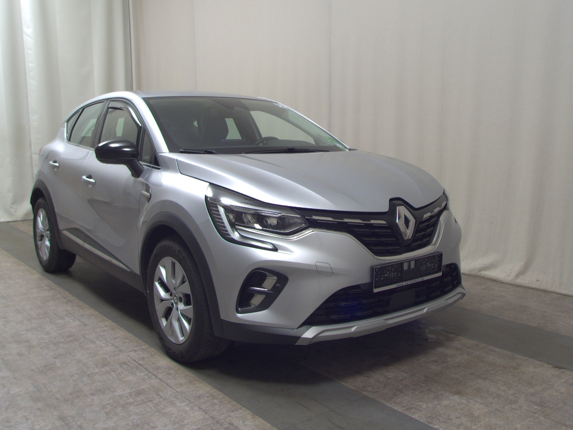 Renault Captur 1.3 TCe Intens T-Leder Navi LED AHK PDC 3