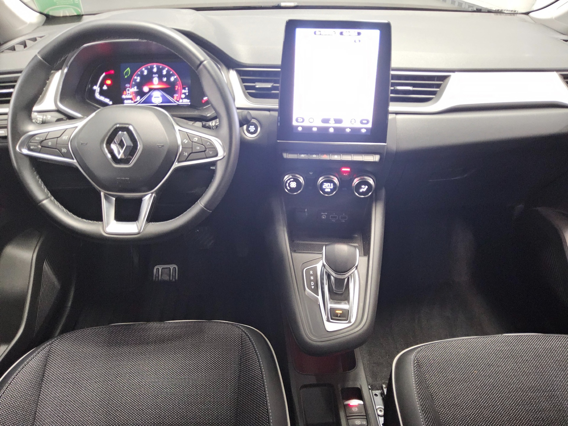 Renault Captur 1.3 TCe Intens T-Leder Navi LED AHK PDC 5