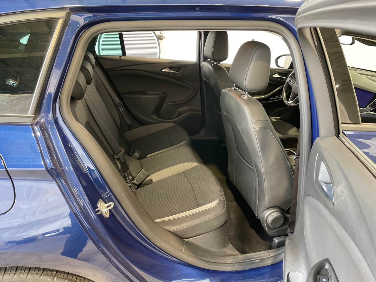 Opel Astra ST 1.5 D T-LEDER NAVI LED SHZ AHK 8